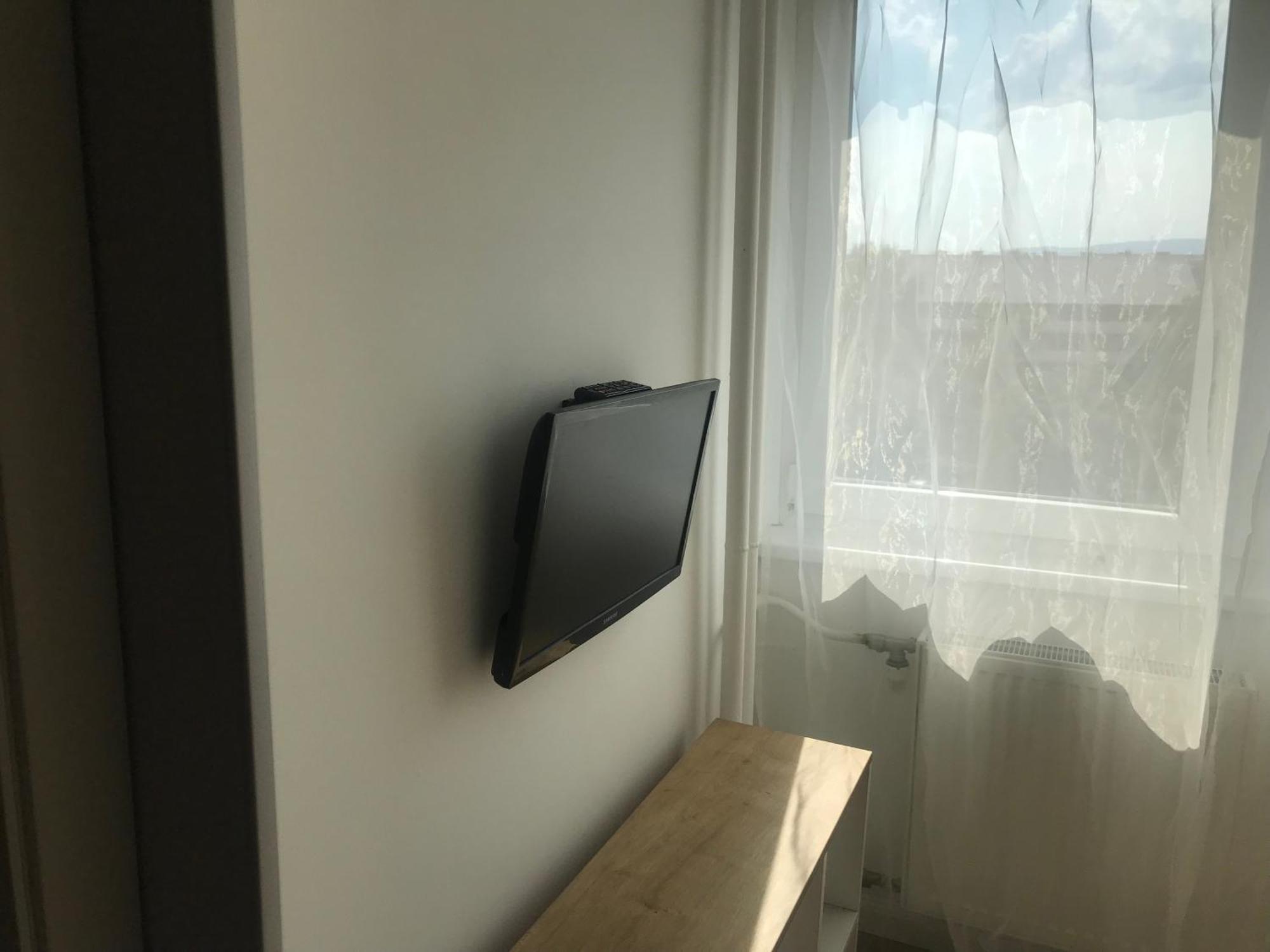 Pillango Parki Kis Lakas 15 Percre A Belvarostol Budapest Exterior foto